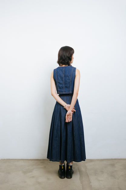 Denim Double pleated skirt