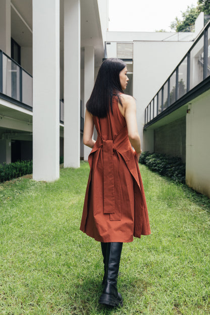 Red Sleeveless Dress With Back Detail