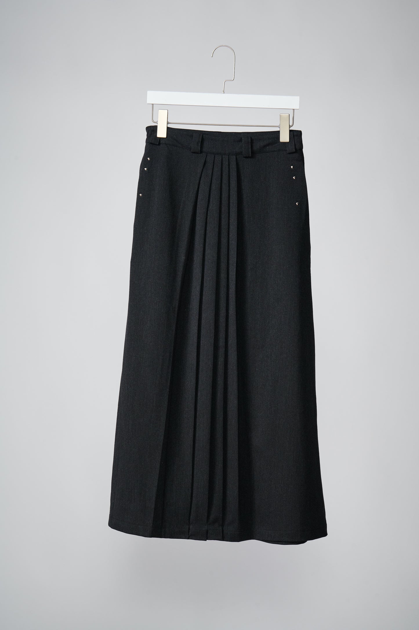 Mid-length A-line skirt