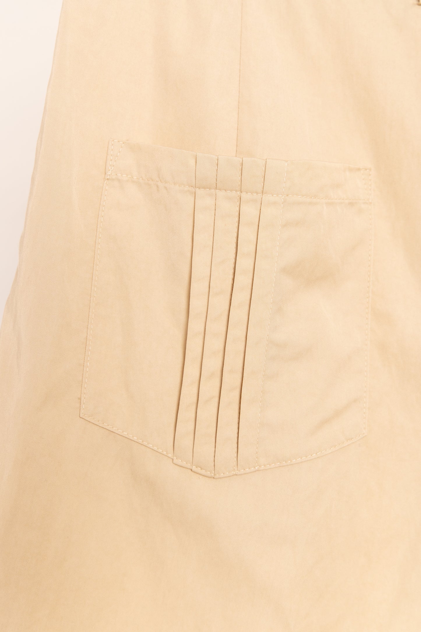 Flared Pleated Short trousers