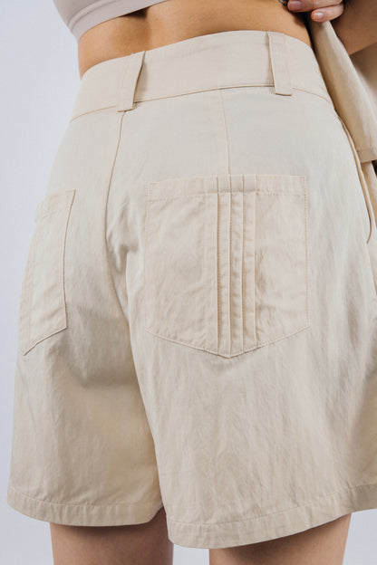 Flared Pleated Short trousers